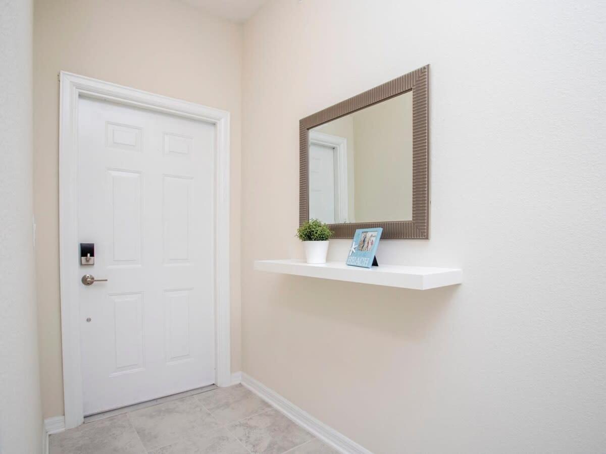 Marvelous 2 Bd Close To At Storey 106 Holiday home