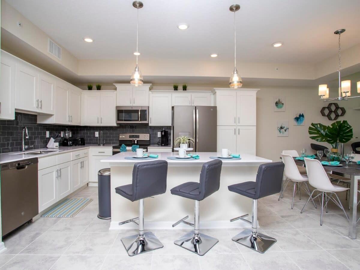 Marvelous 2 Bd Close To At Storey 106 Holiday home