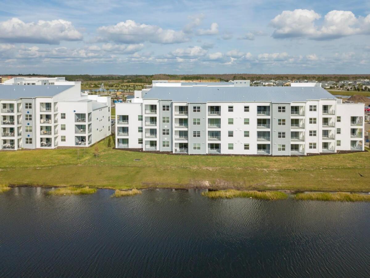 Holiday home Marvelous 2 Bd Close To At Storey 106
