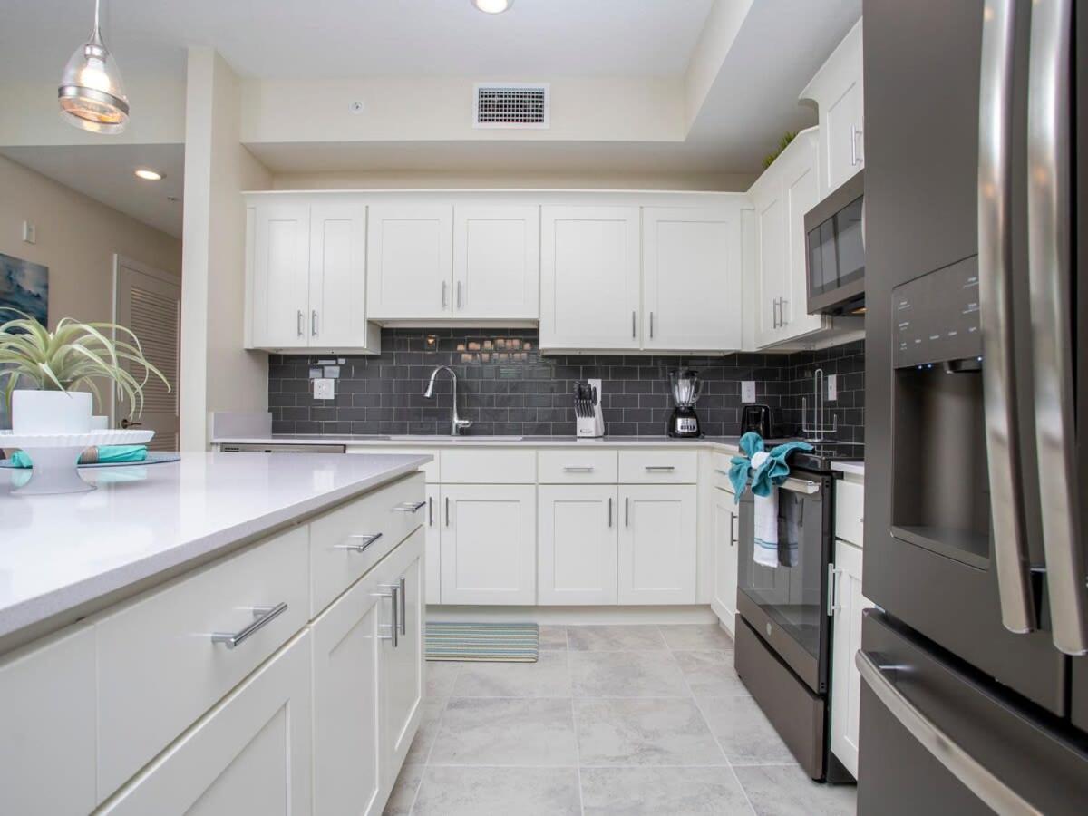 Marvelous 2 Bd Close To At Storey 106 Holiday home