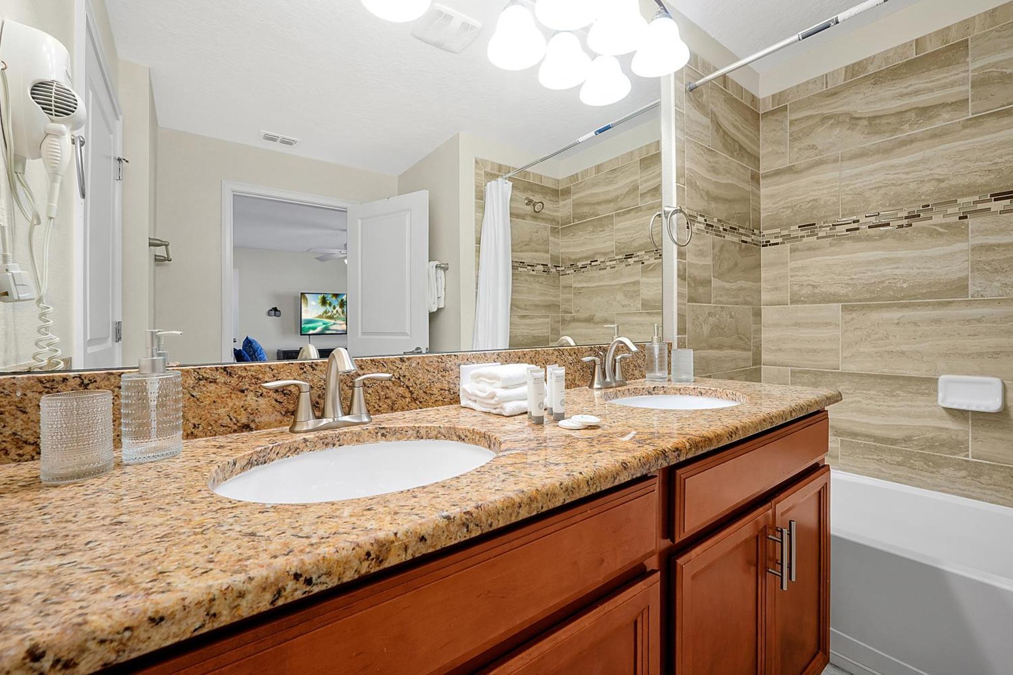 Championsgate Home: Pool, Lazy River & Near