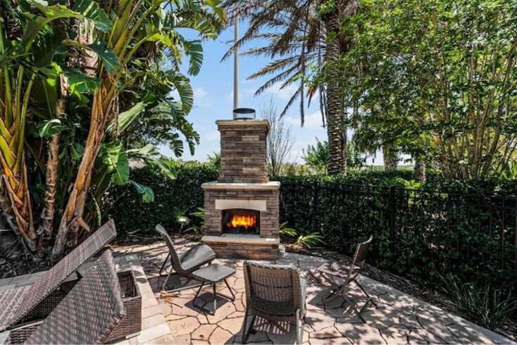 Epic 8br 8ba 4k Sq Ft With Movie Theater Private Pool Sauna Hot Tub Firepit Gaming And Arcade - 10mins From Fl *
