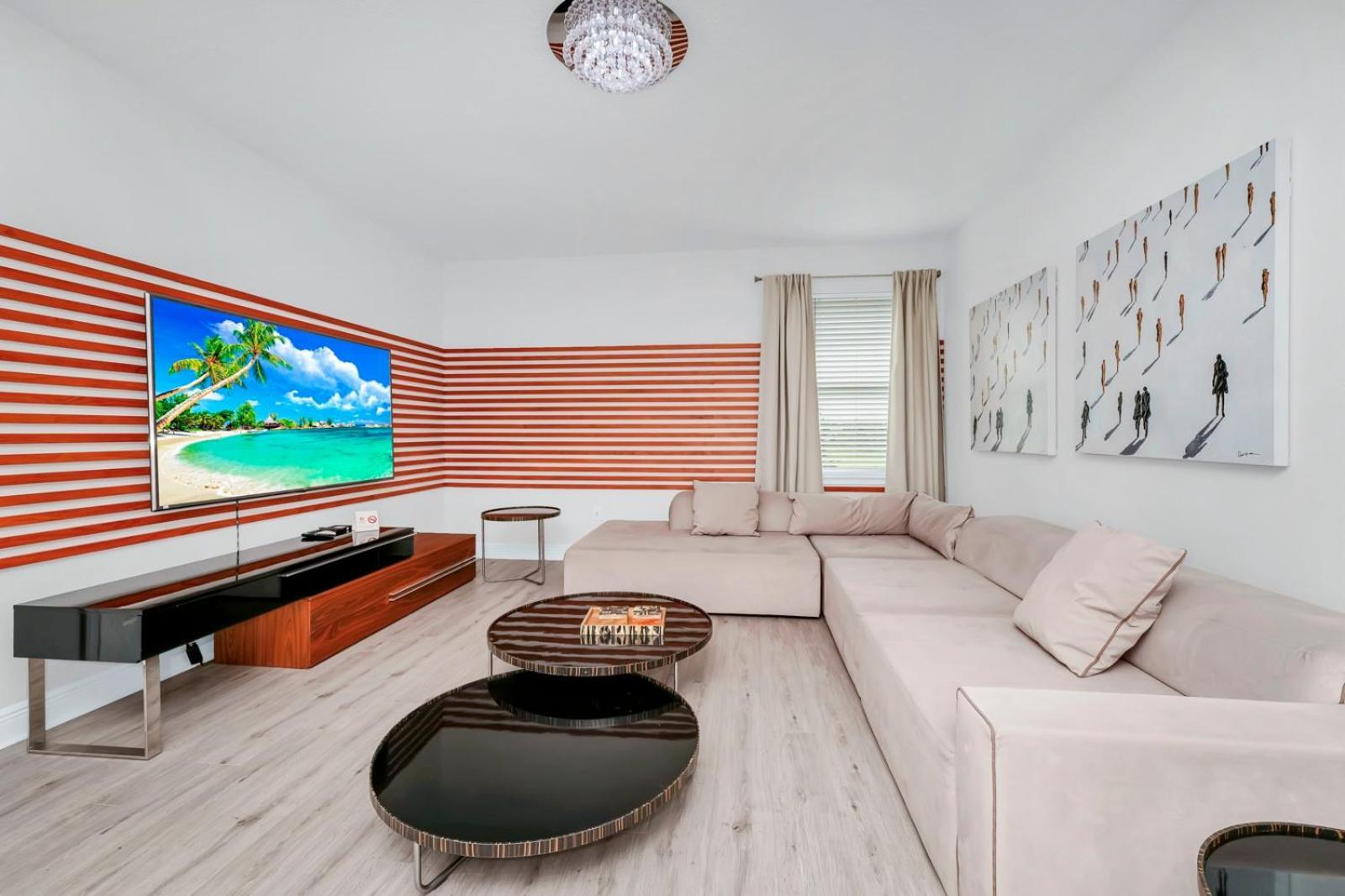 Striking With Games & Outdoor Kitchen Near By Rentyl - 7742f