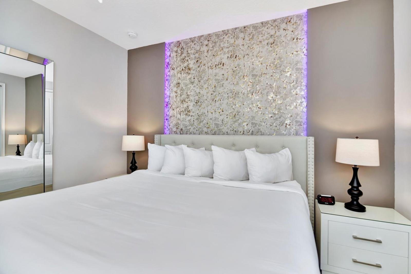 Modern Five Bedroom With Private Pool & Access At Encore At Reunion - 253sf Holiday home