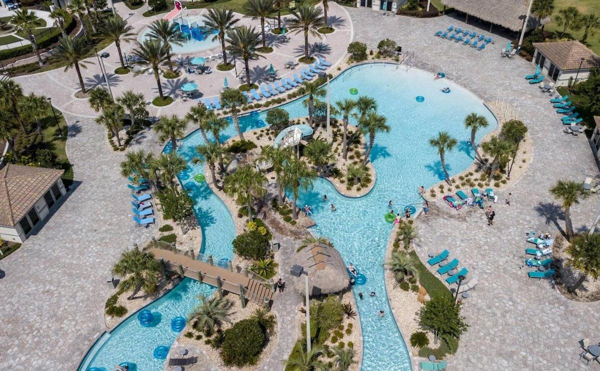 Champions Gate W/ Private Pool, Perk ,near Holiday home Kissimmee