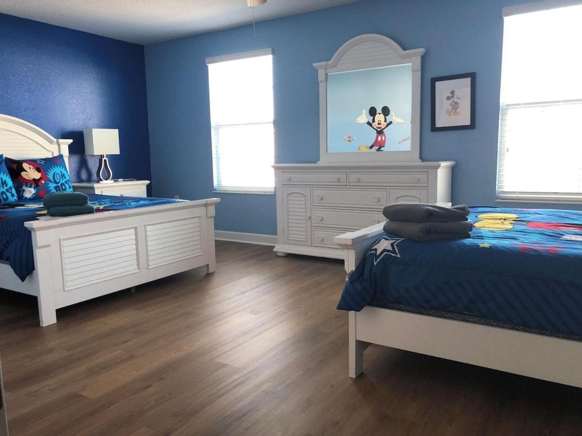 1573 Mc - Grand Champions Retreat A 9-bedroom For Memorable Getaways Davenport