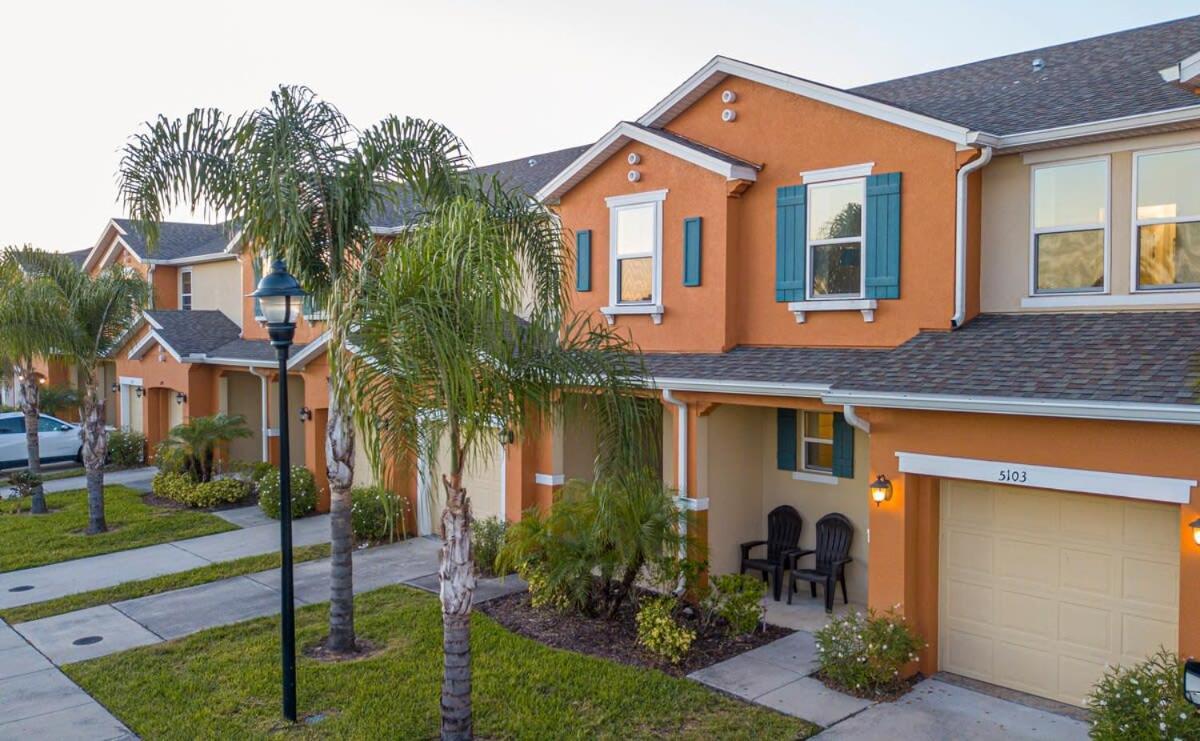 Family Friendly 4 Bedrooms With Gameroom Close To In Compass Bay 5103 Kissimmee