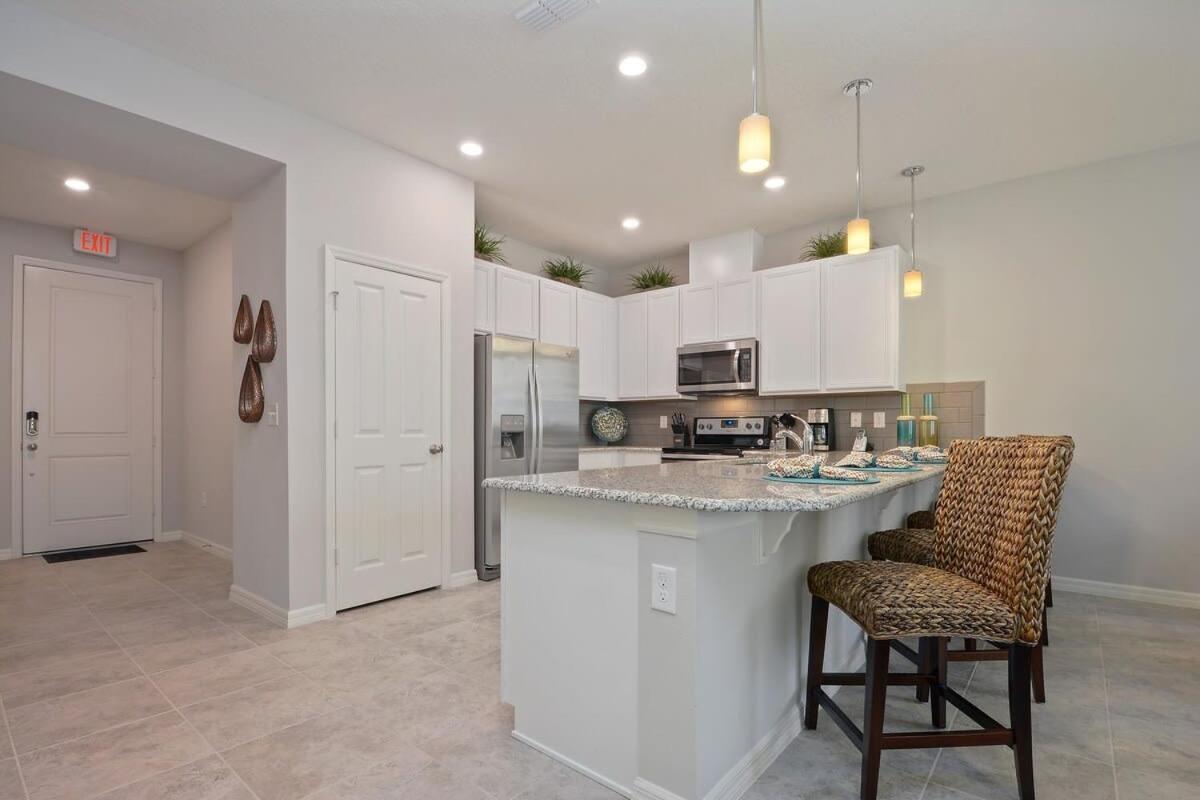 Holiday home Four Bedrooms Townhouse 5102
