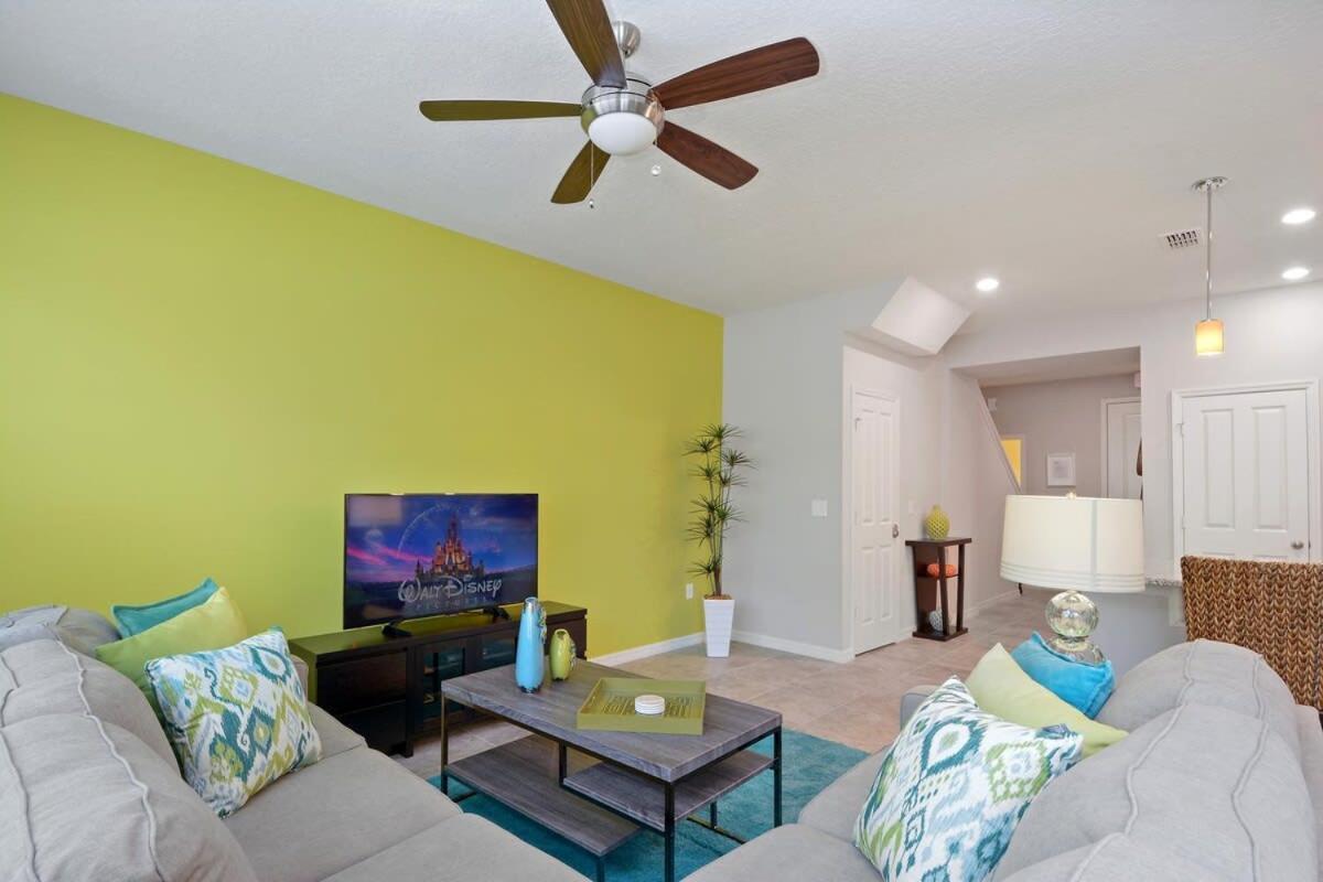 Four Bedrooms Townhouse 5102 Holiday home *