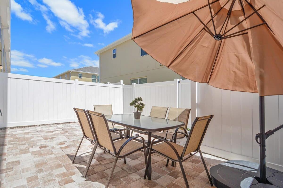 Four Bedroom W/ Gameroom 5152a Holiday home *