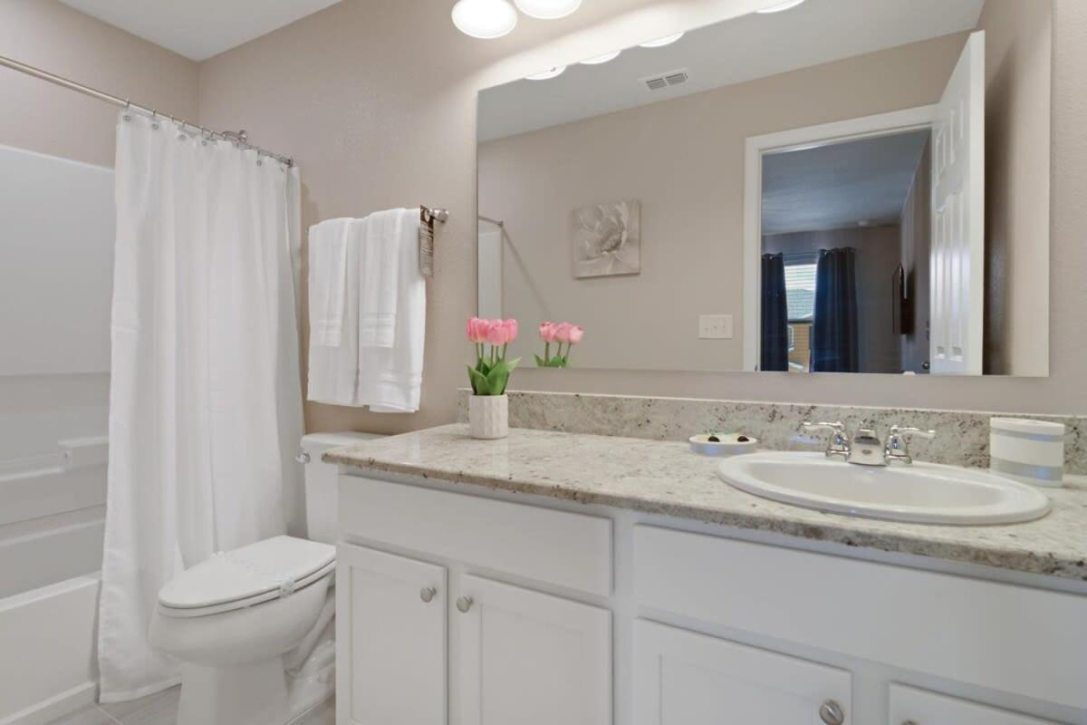 Four Bedroom With Gameroom 5150a *