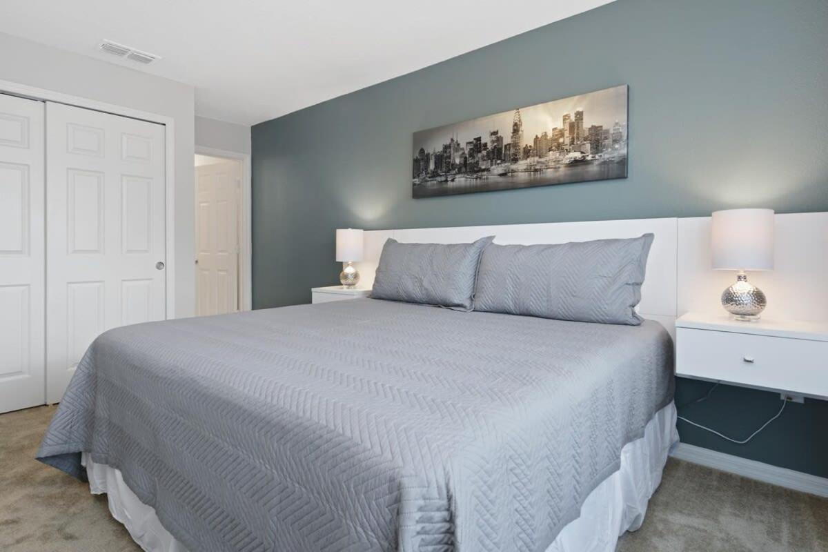 Four Bedroom With Gameroom 5150a Holiday home *