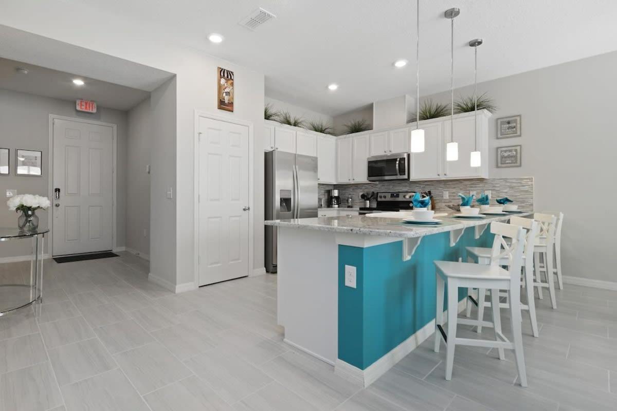 Four Bedroom With Gameroom 5150a