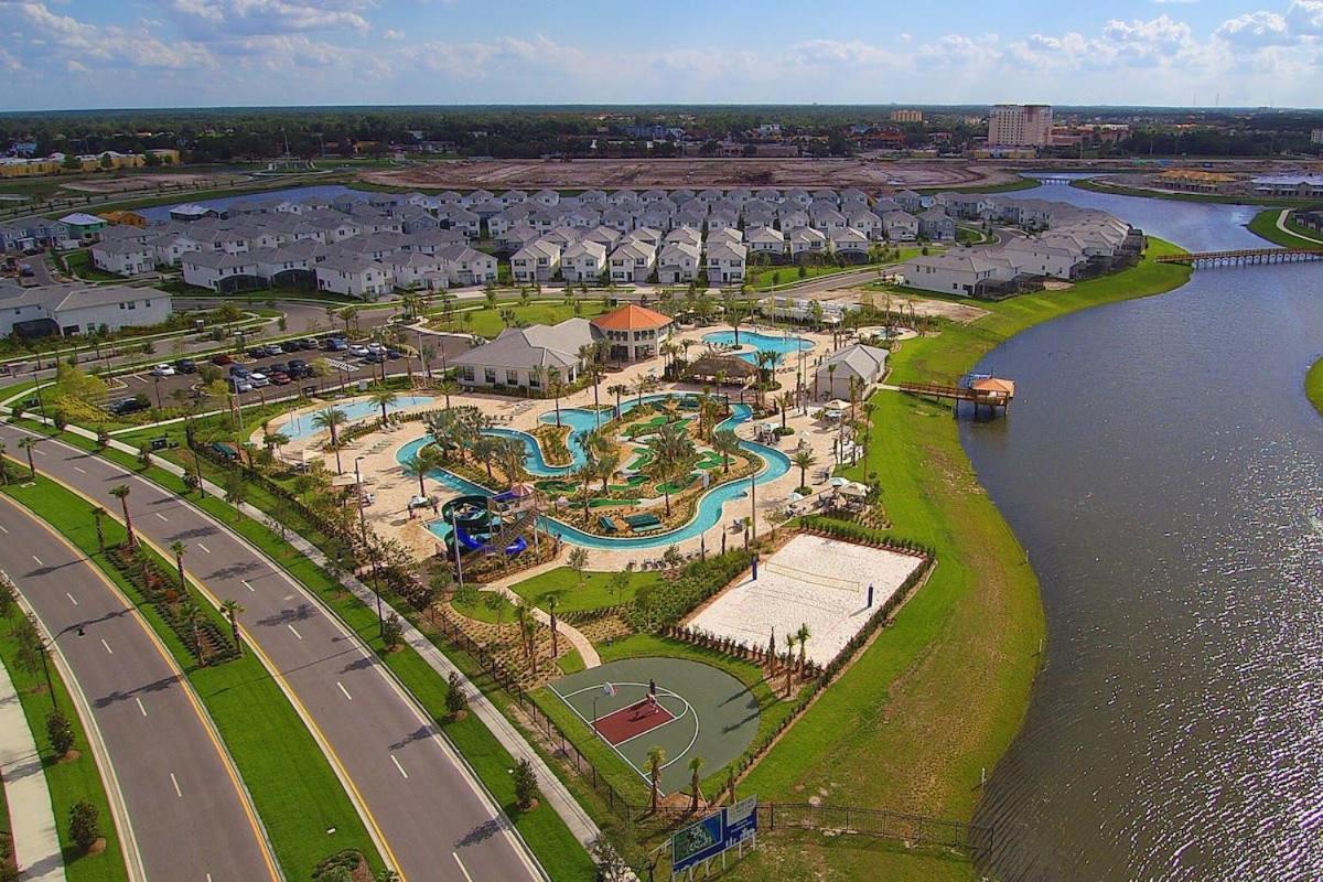 Five Bedrooms Single Family 4759 Holiday home Kissimmee