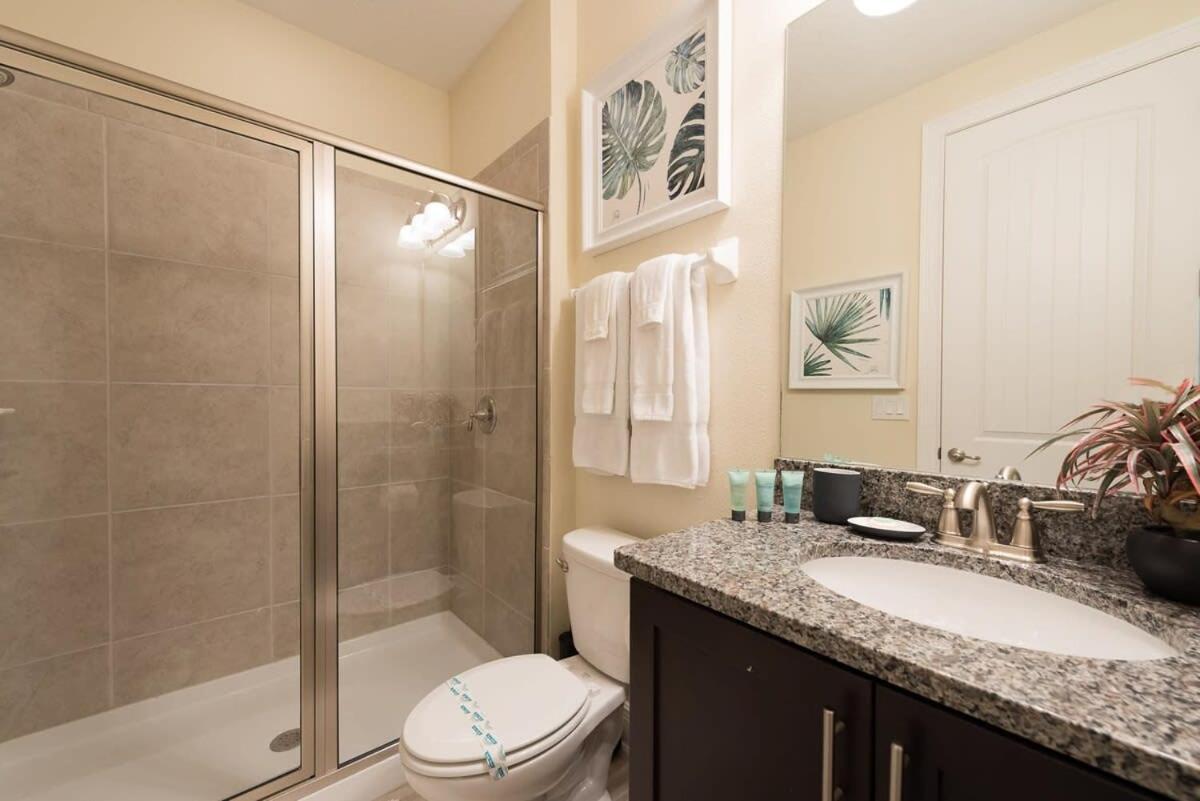 Holiday home Encore Reunion 8 Bd Sleeps 17 W Pool & Spa Close To Disney 461 *
