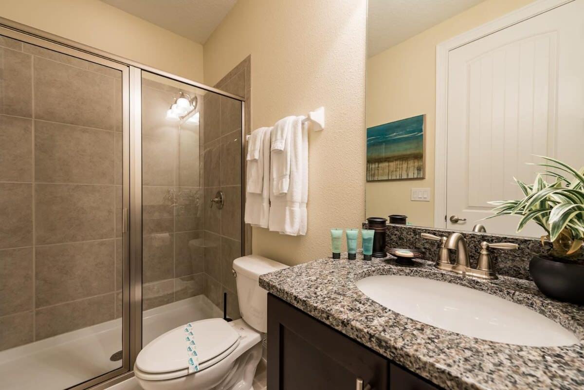 Holiday home Encore Reunion 8 Bd Sleeps 17 W Pool & Spa Close To Disney 461 *