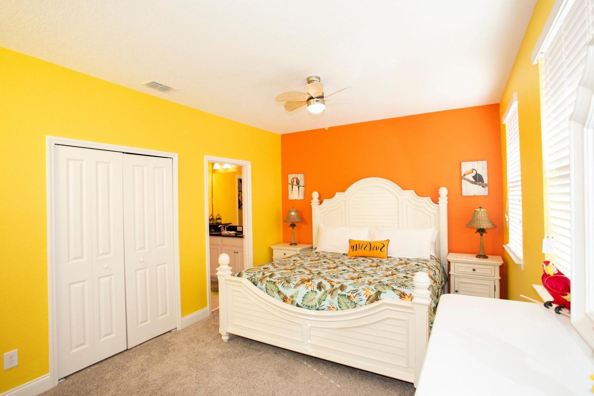Marvelous 4 Bedroom W/ Pool @ Festival 197 *