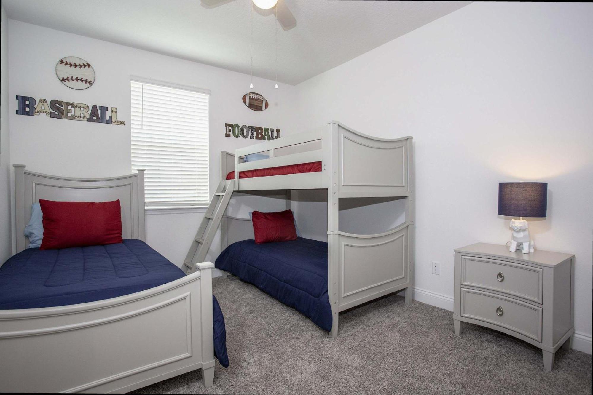 Stunning 5 Bd W/ Pool Close To 174 * Davenport
