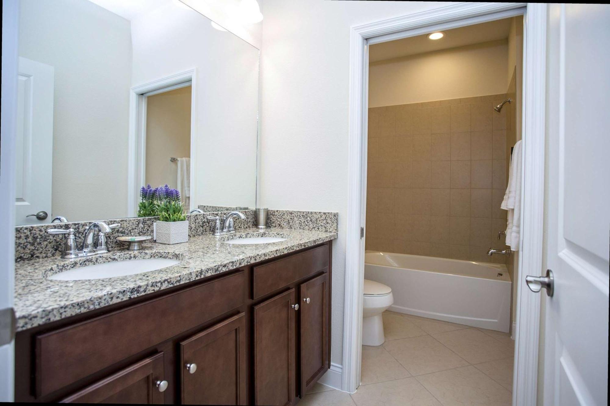 Fabulous W/ Pool Close To 146 Holiday home