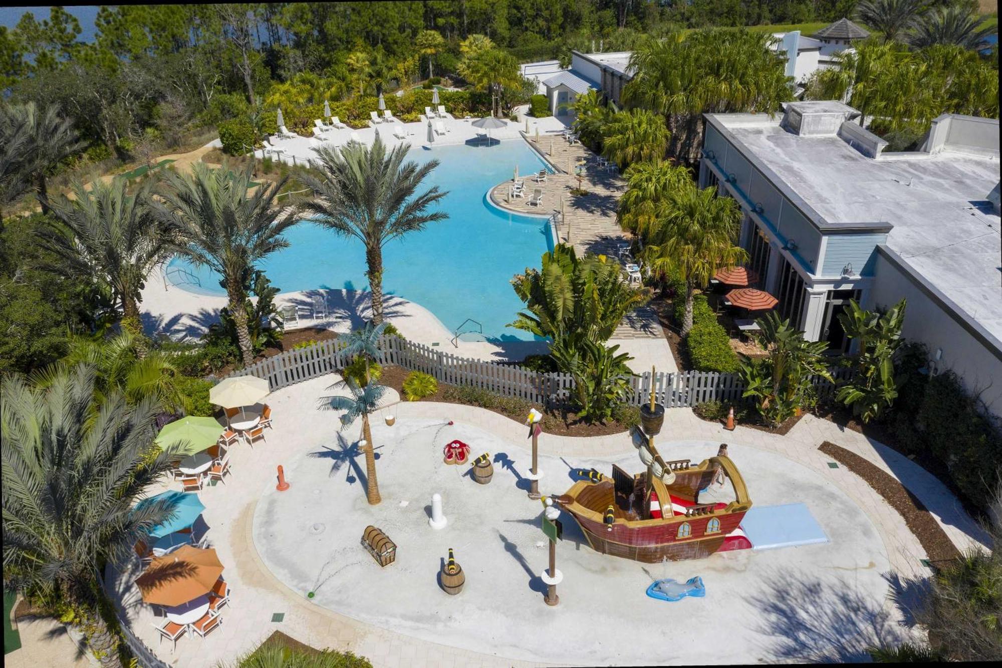 Fabulous W/ Pool Close To 146 Holiday home *