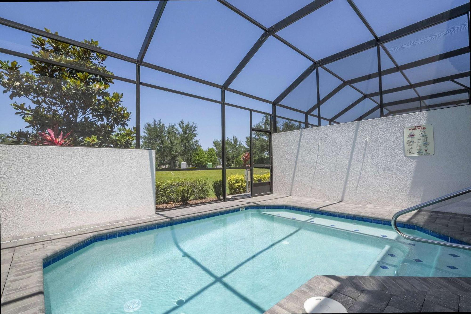 Fabulous W/ Pool Close To 146 *
