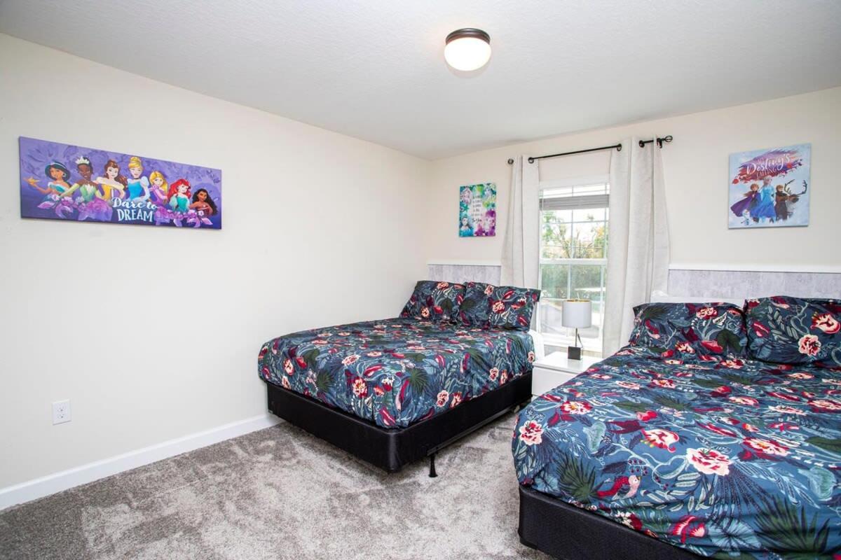 Holiday home Gorgeous Four Bd W/ Pool Close To 5035