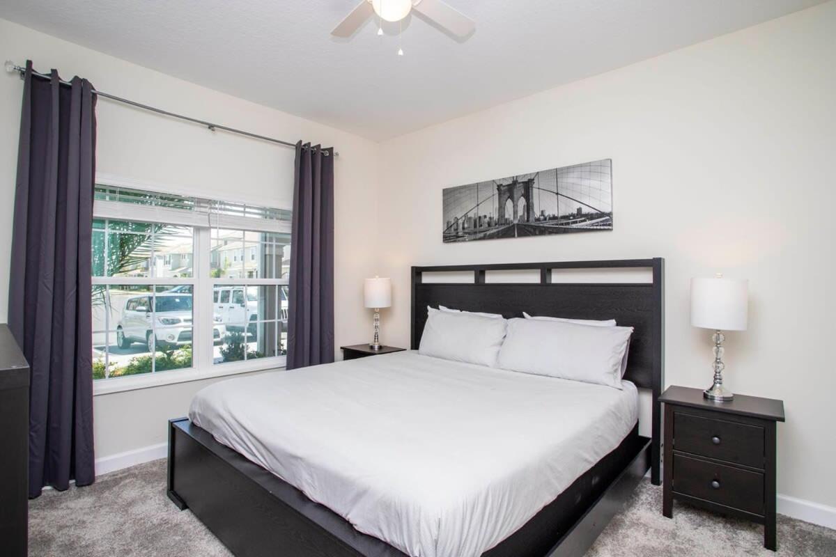 Gorgeous Four Bd W/ Pool Close To 5035 Holiday home *