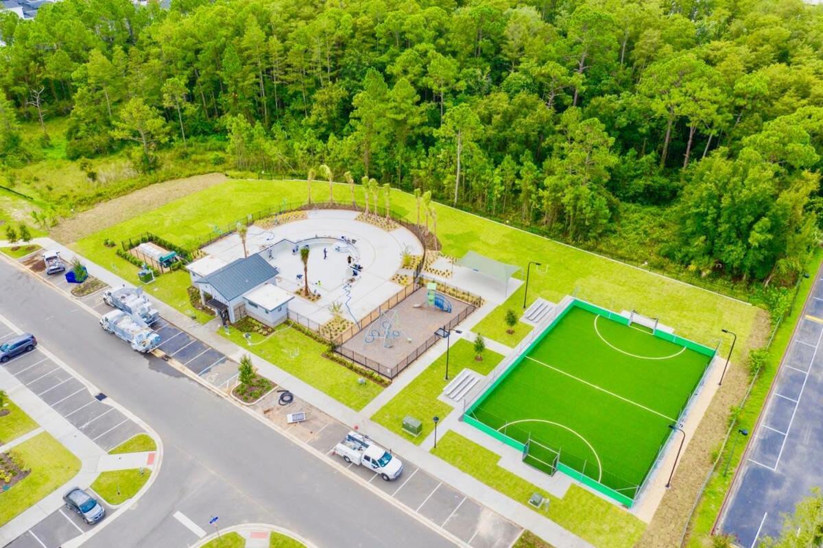 Stunning 5 Bd W/ Pool Close To @ Storey 2767