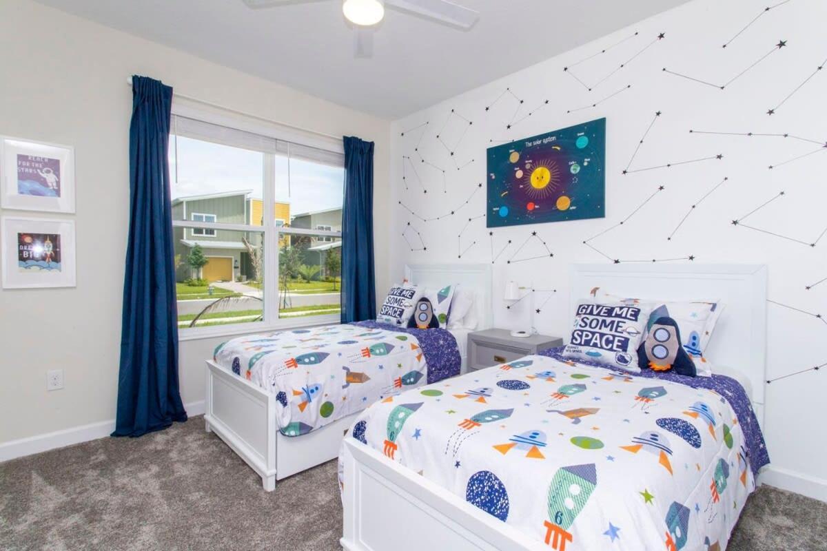 Holiday home Stunning 5 Bd W/ Pool Close To @ Storey 2767 Kissimmee