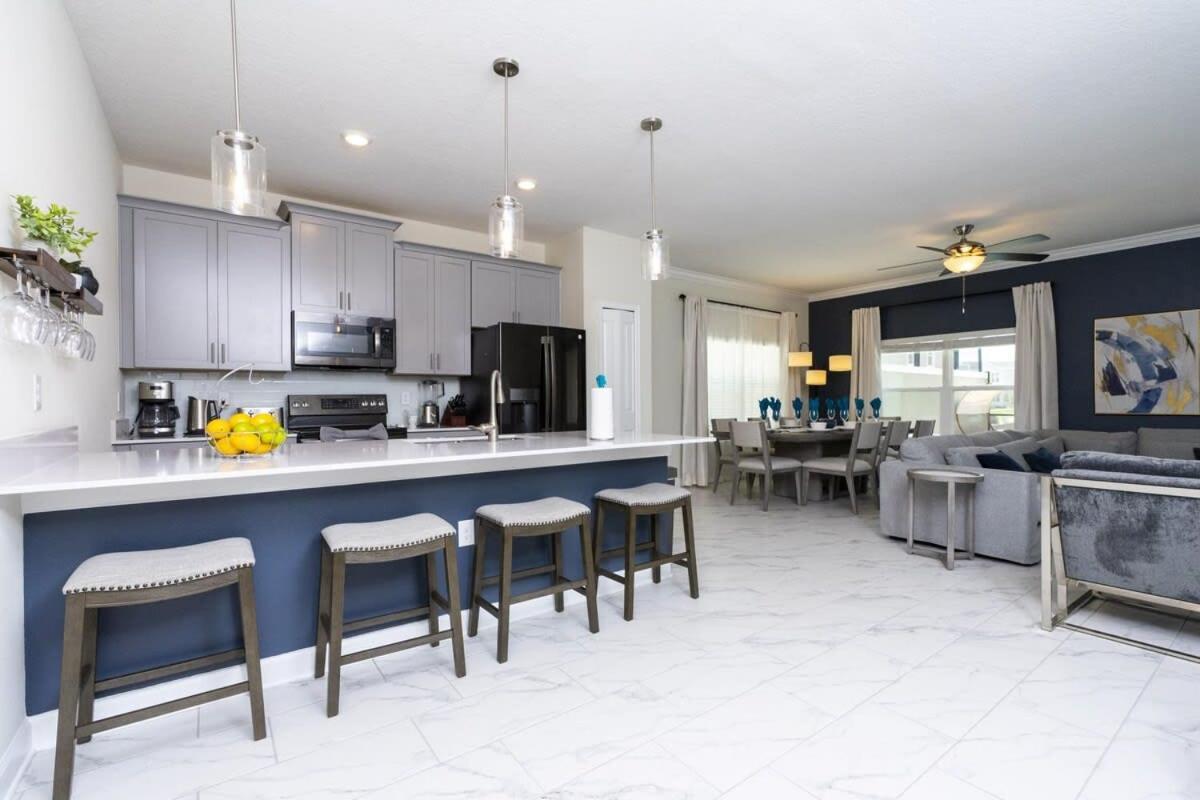 Stunning 5 Bd W/ Pool Close To 2905 Kissimmee