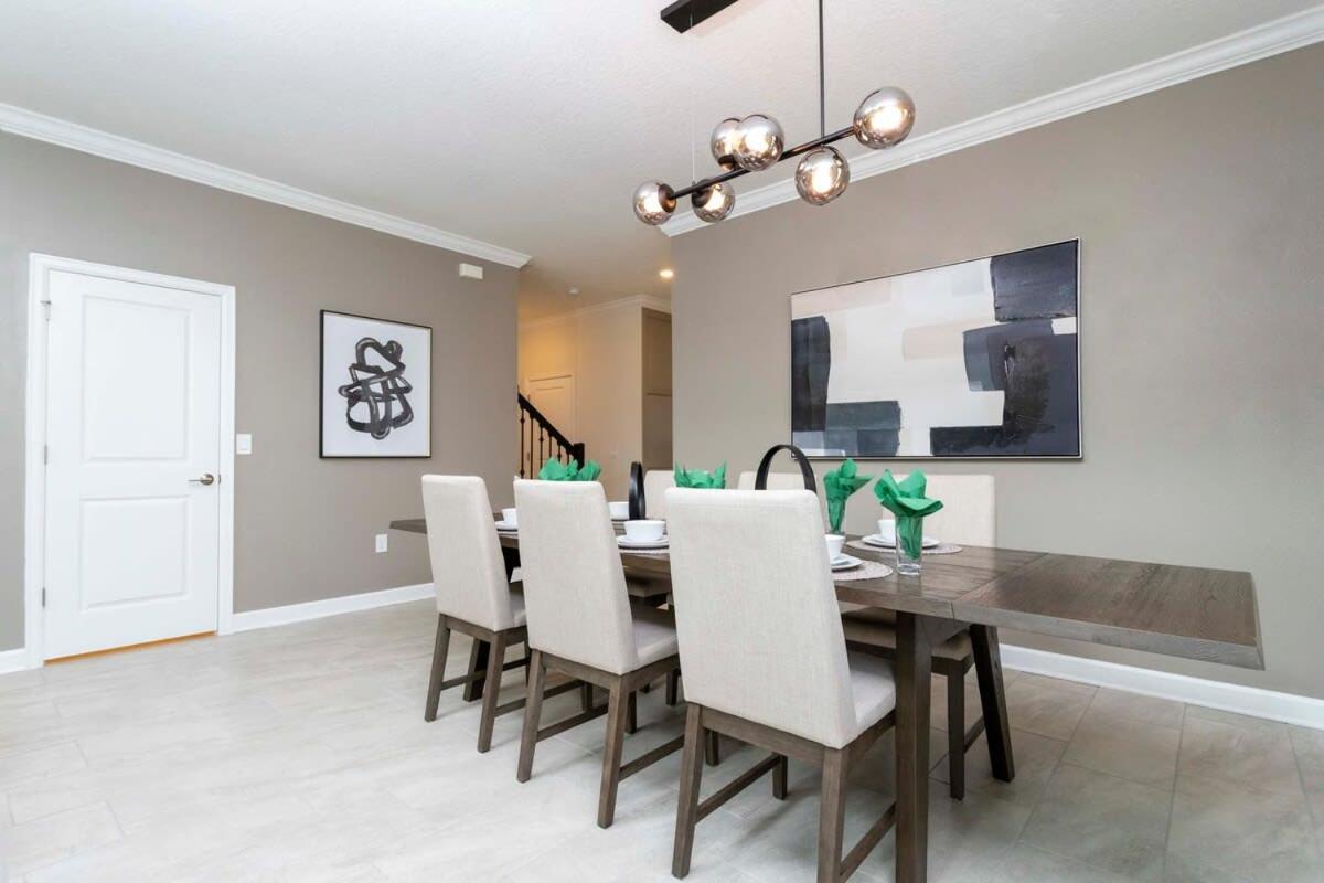 Gorgeous 5bdr Family With Pool At Storey 2767 O Holiday home