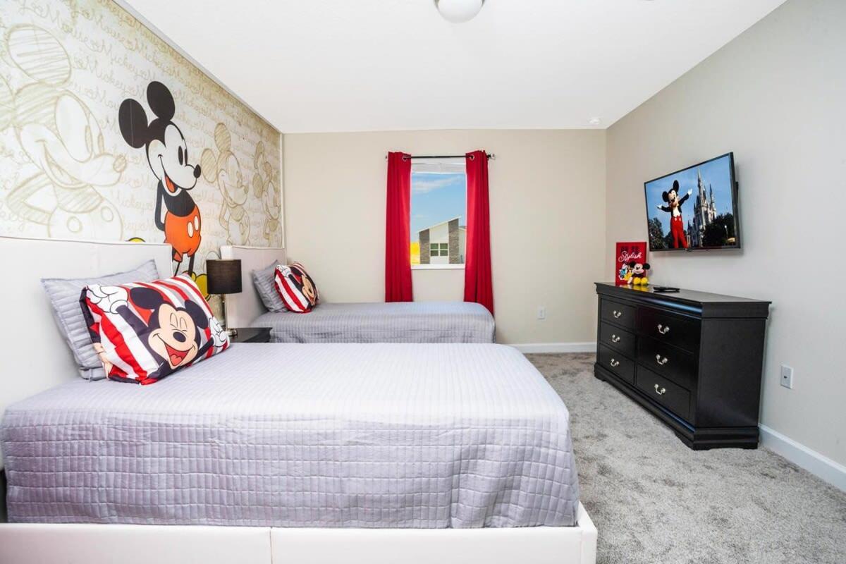 Marvelous 7bd/5ba Family Friendly W/ Gameroom & Pool Close To 1201 Holiday home *