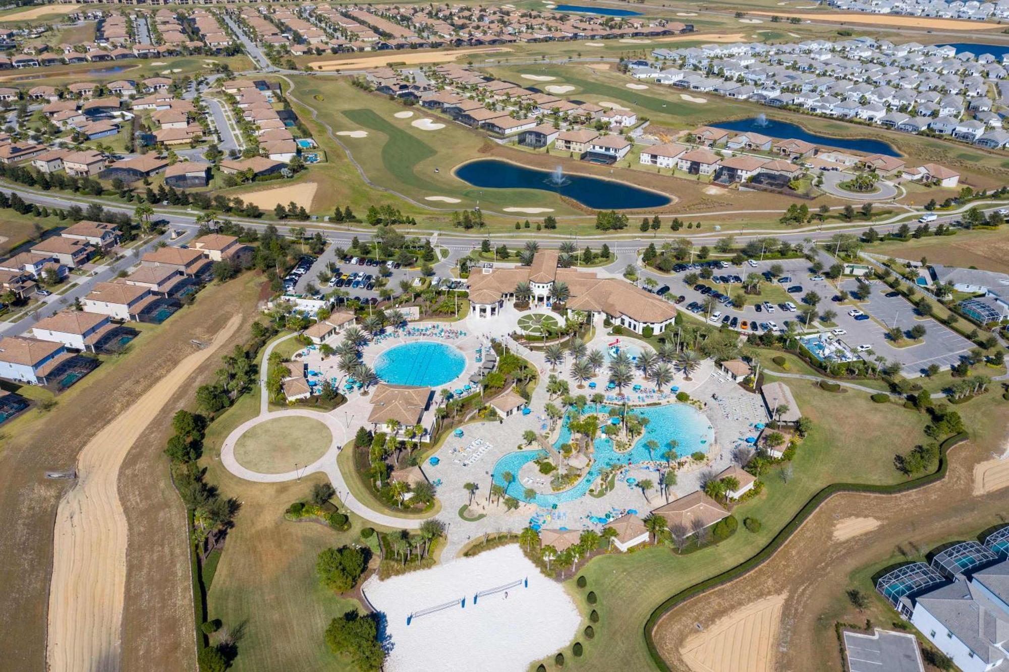 Stunning 5 Bd W/ Pool Close To @ Champions Gate 1012 *
