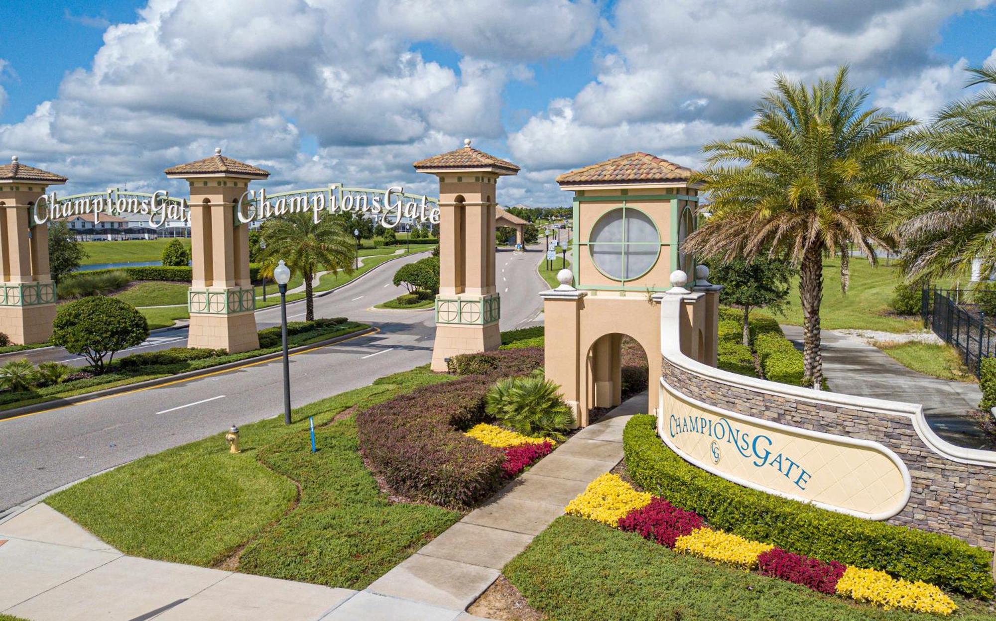 Stunning 5 Bd W/ Pool Close To @ Champions Gate 1012