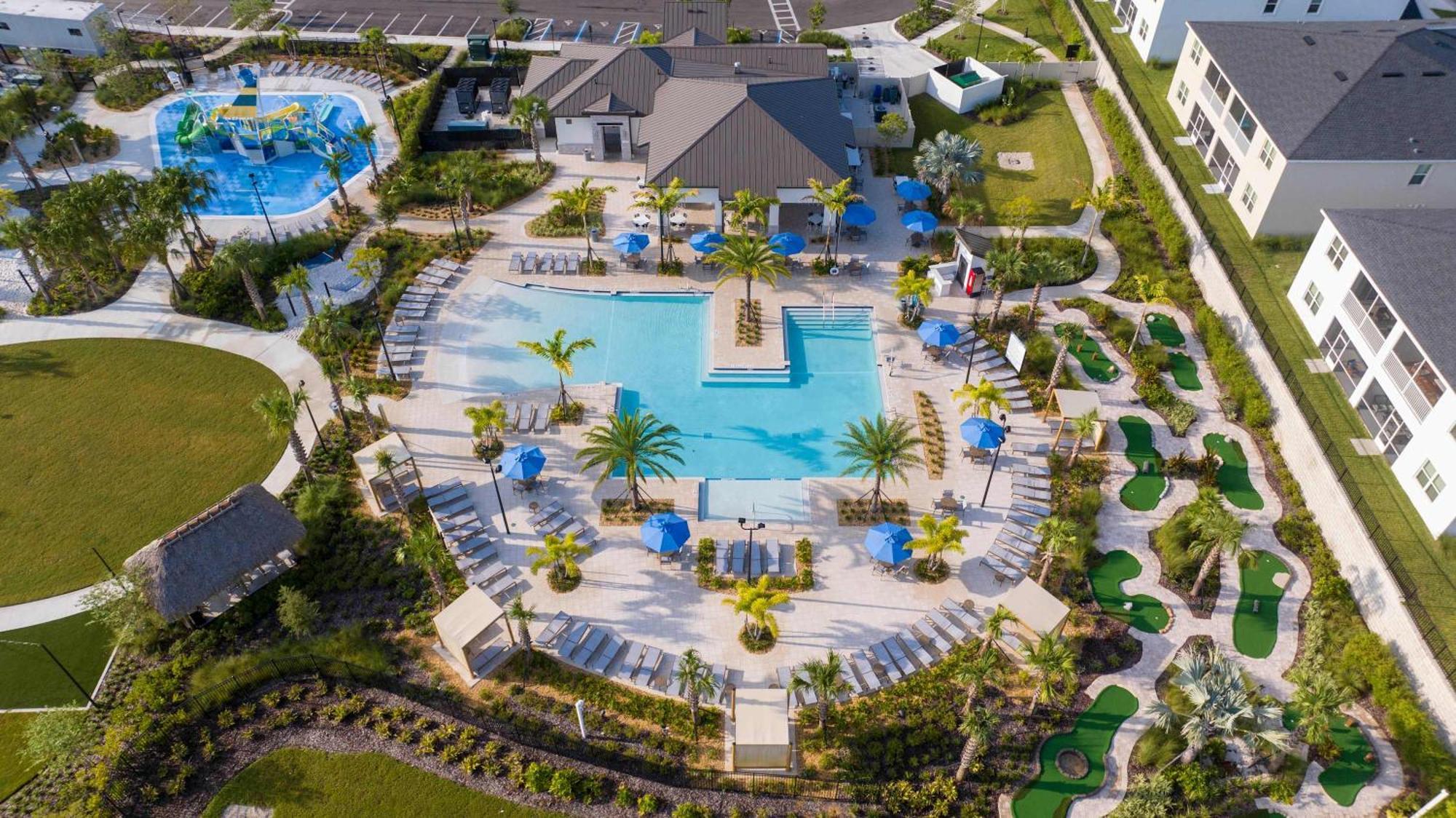 Stunning 5 Bd W/ Pool Close To @ Champions Gate 1012 Davenport