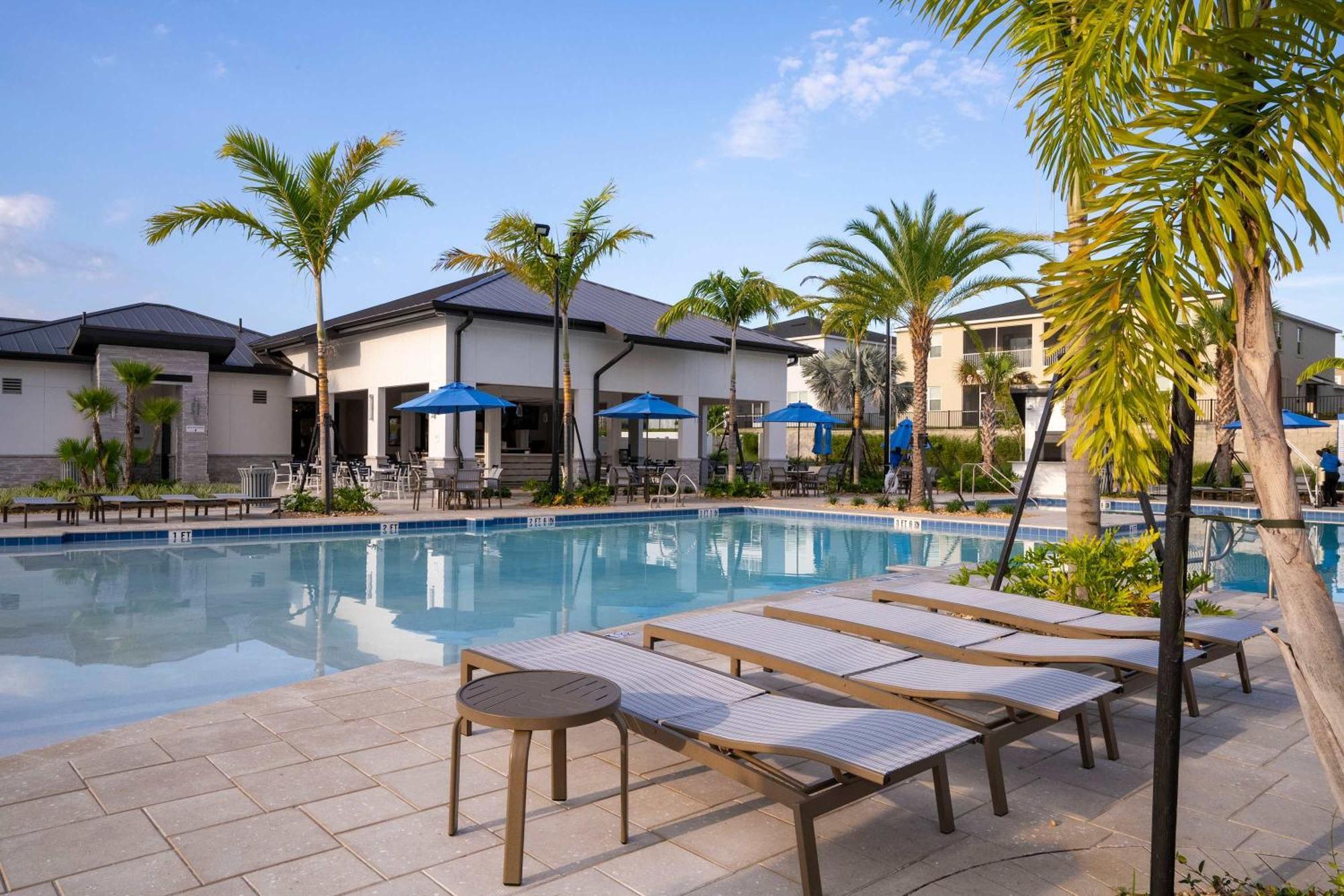 Holiday home Stunning 5 Bd W/ Pool Close To @ Champions Gate 1012 *