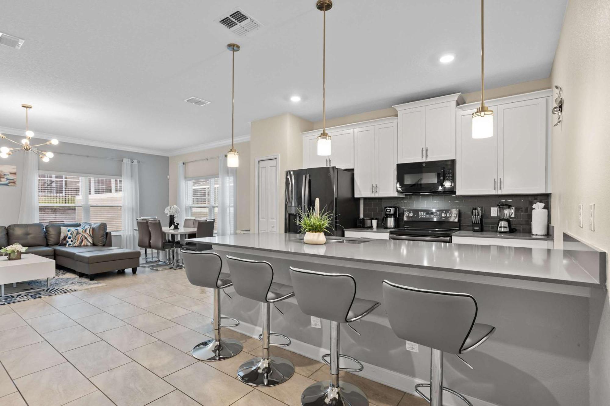 Stunning 5 Bd W/ Pool Close To @ Champions Gate 1012