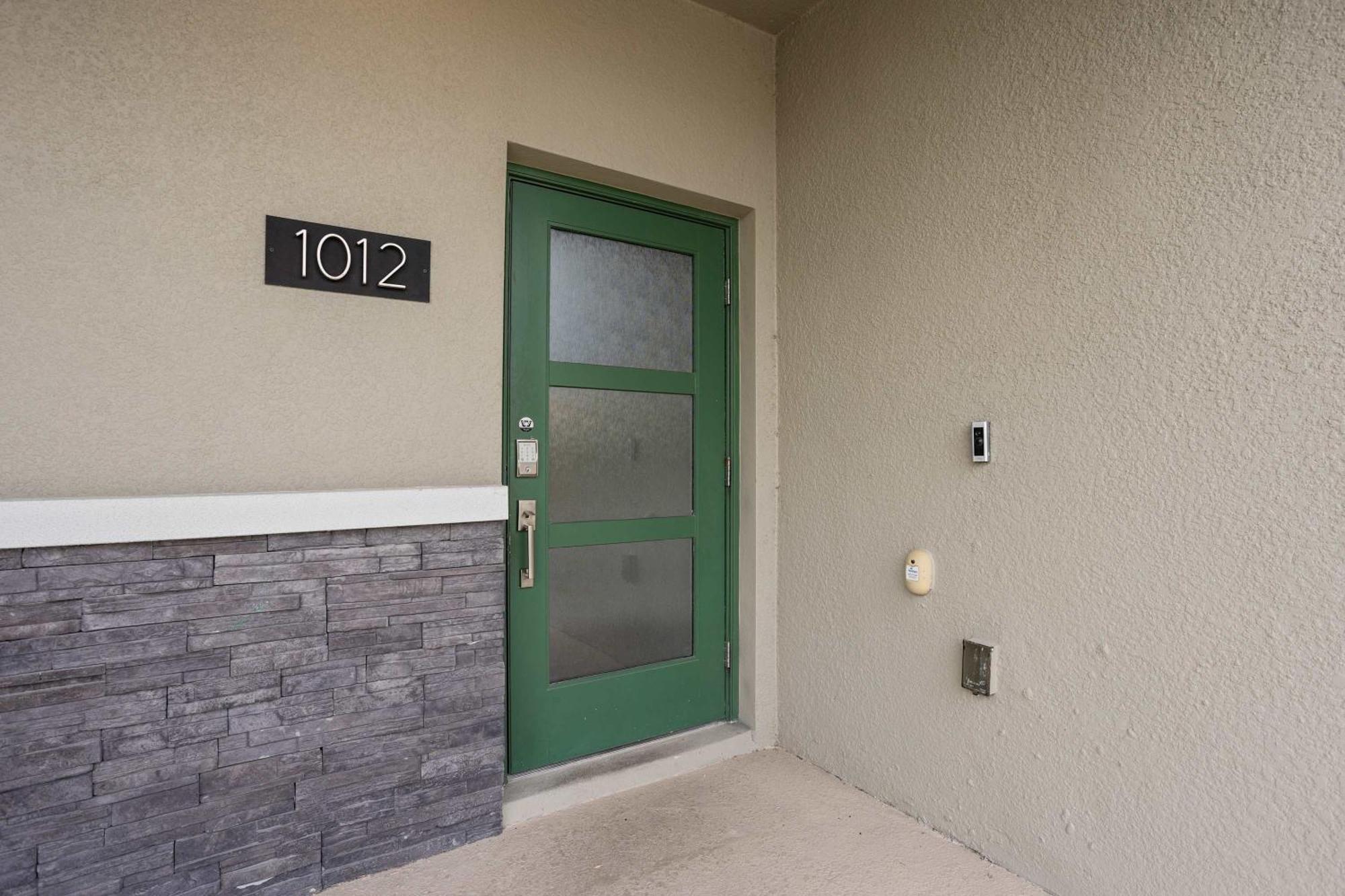 Stunning 5 Bd W/ Pool Close To @ Champions Gate 1012 Davenport