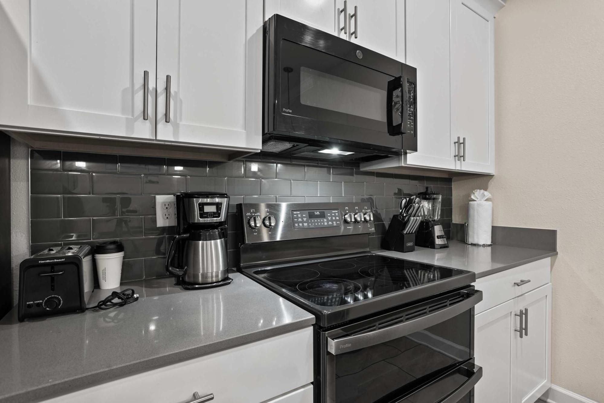 Stunning 5 Bd W/ Pool Close To @ Champions Gate 1012 Holiday home Davenport