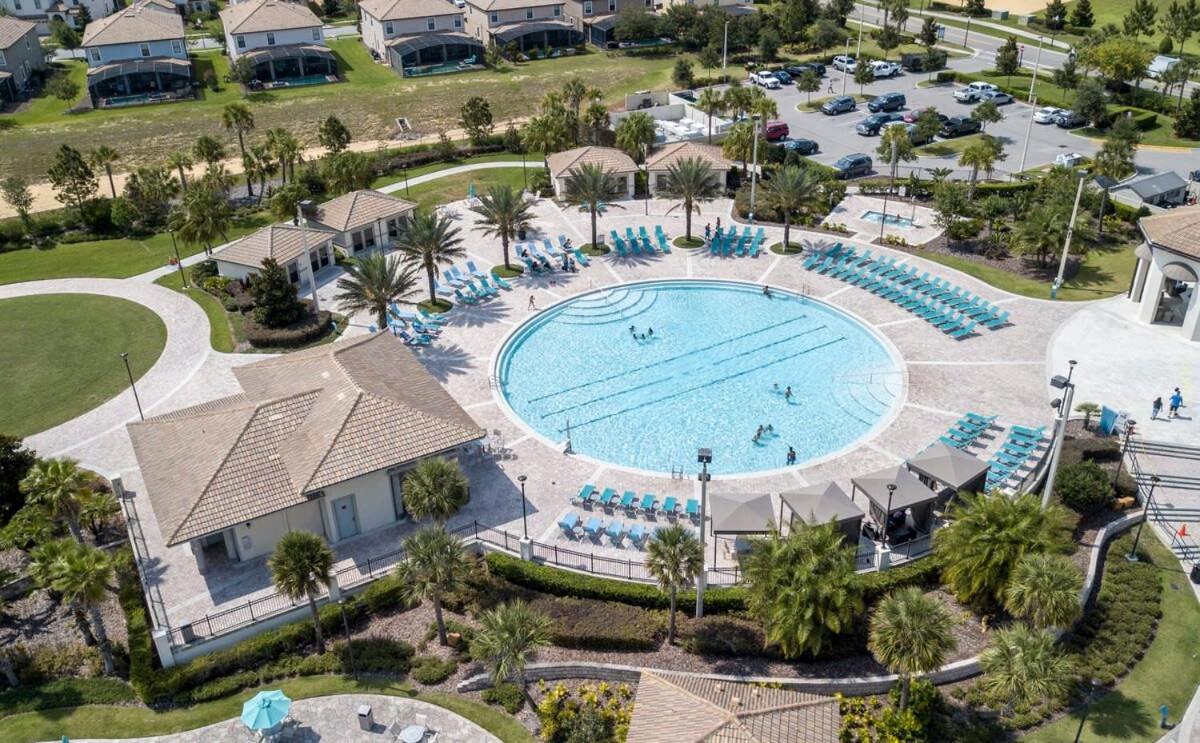 Gorgeous 5 Bd W/ Pool Close To @ Champions Gate 948 Kissimmee