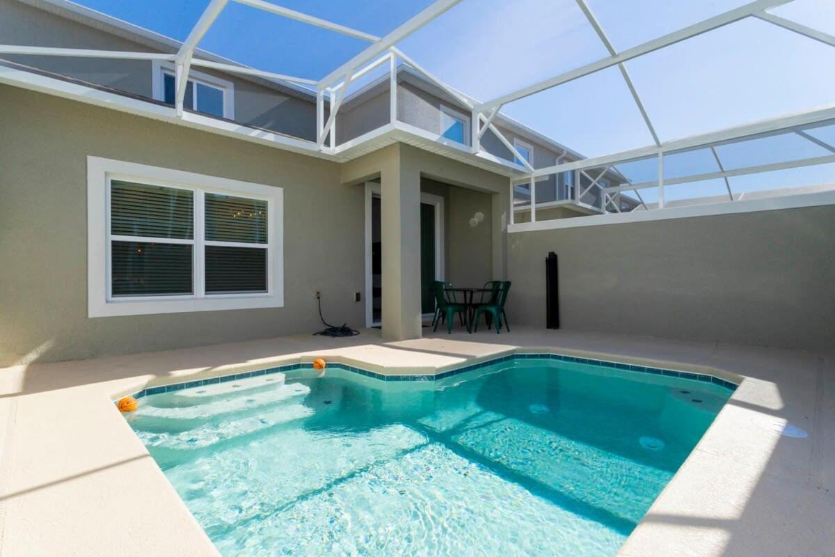 Gorgeous 5 Bd W/ Pool Close To @ Champions Gate 948 *