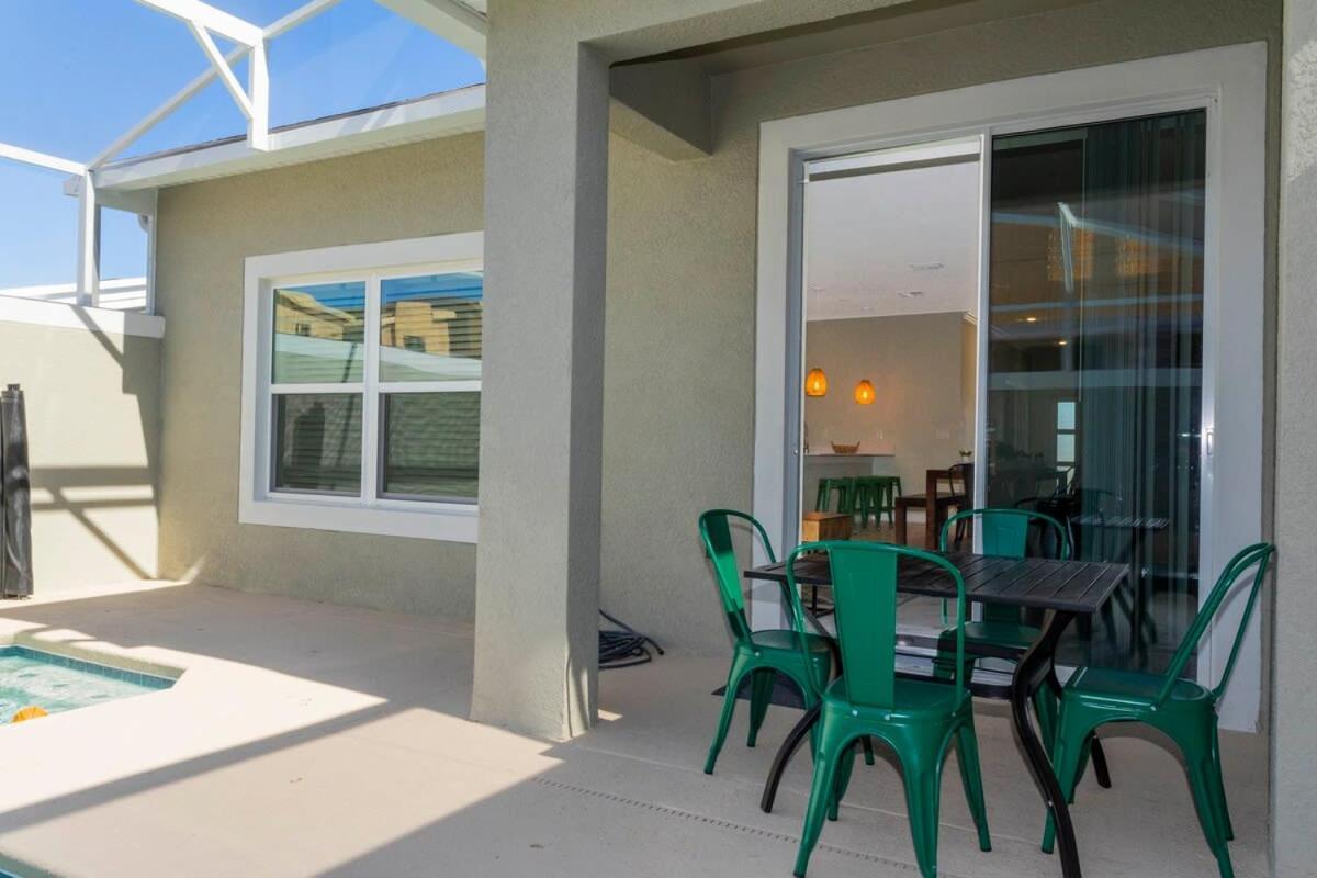 Gorgeous 5 Bd W/ Pool Close To @ Champions Gate 948 *