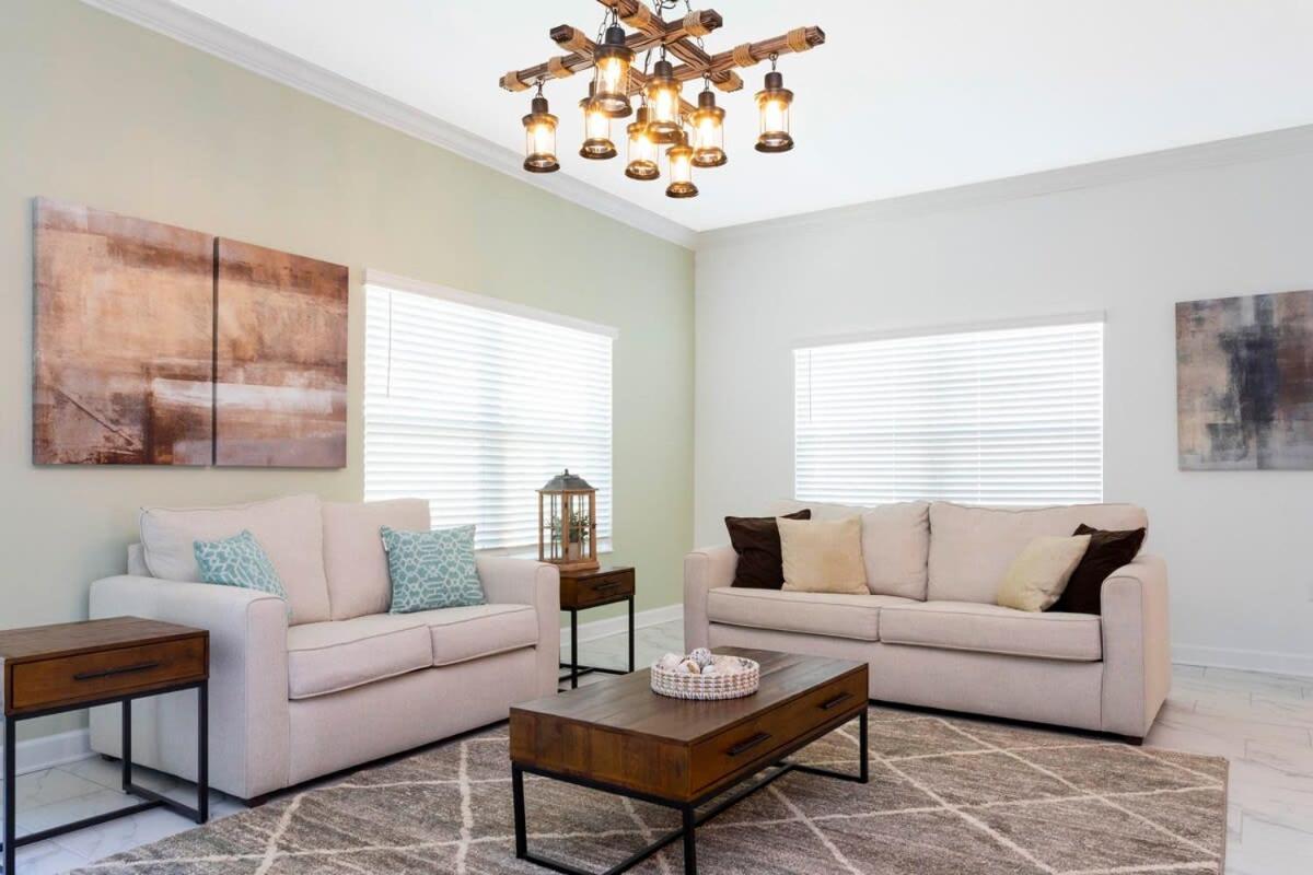 Gorgeous 5 Bd W/ Pool Close To @ Champions Gate 948 Kissimmee