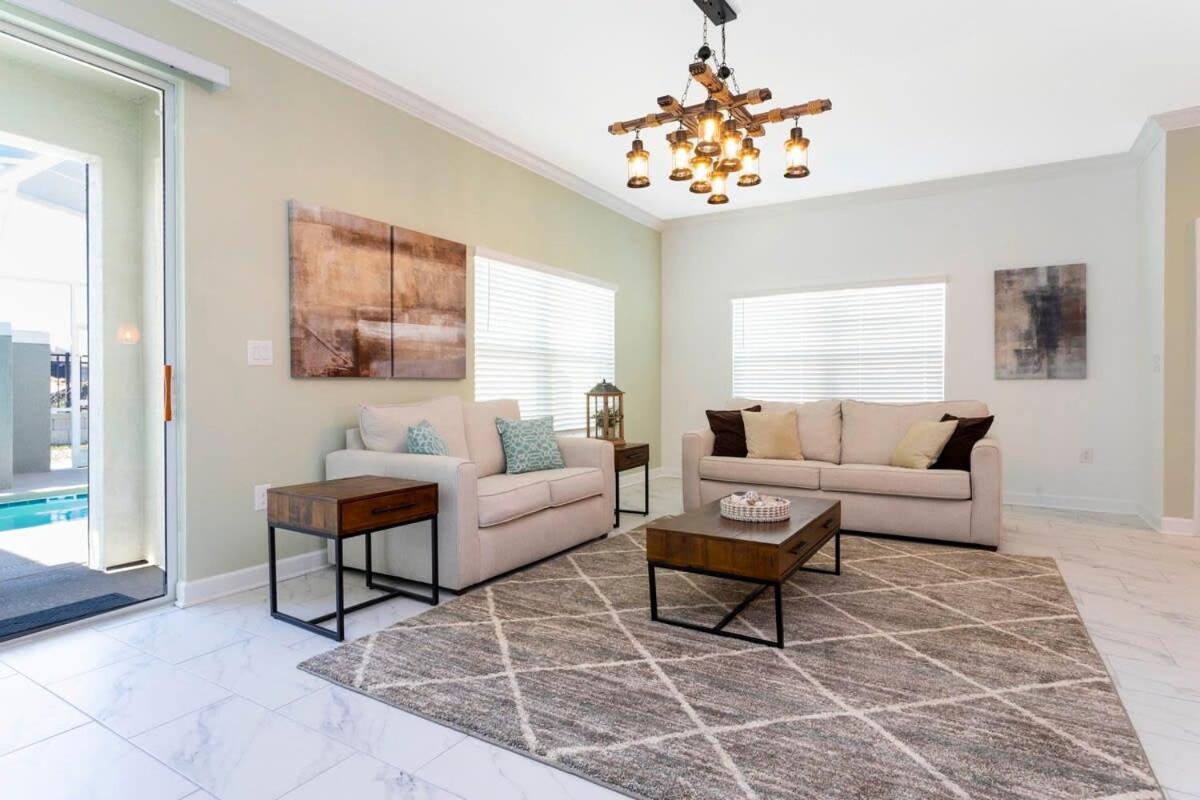 Gorgeous 5 Bd W/ Pool Close To @ Champions Gate 948