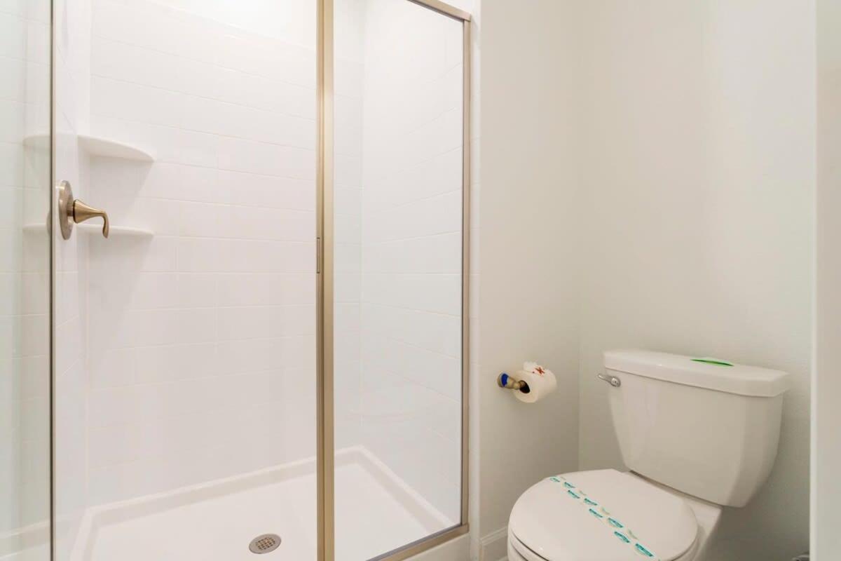 Gorgeous 5 Bd W/ Pool Close To @ Champions Gate 948 *