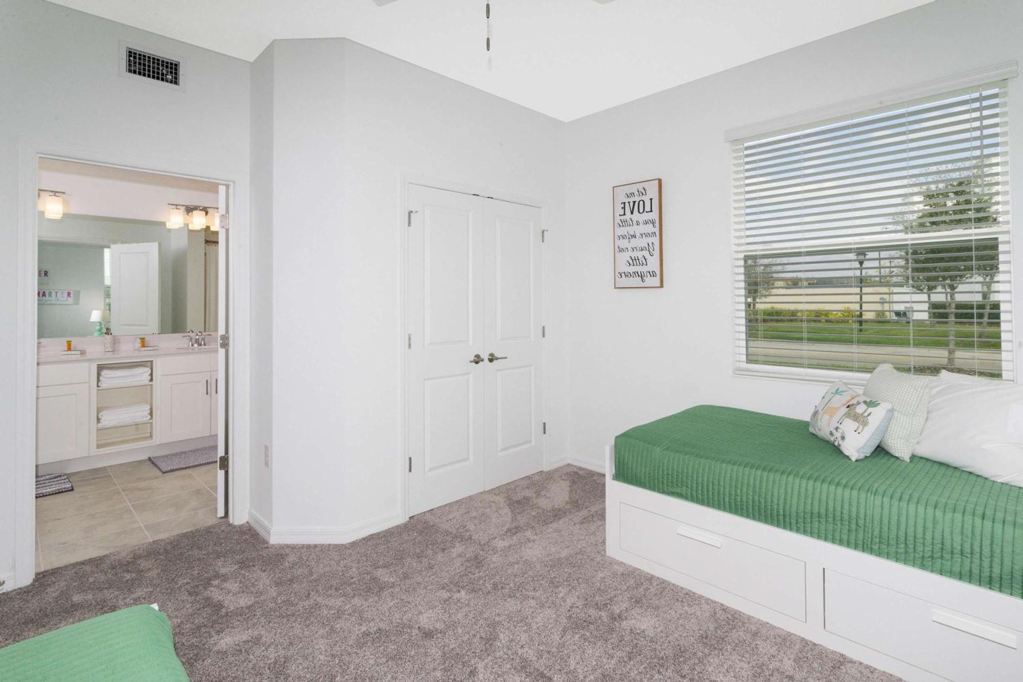 Holiday home Gorgeous 3bd 8 Guests @storey Close To 101 3191