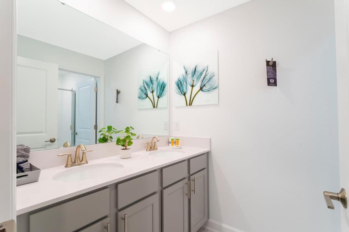 Splendid 4 Bd W/ Pool Close To @ Champions Gate 1006 * Kissimmee