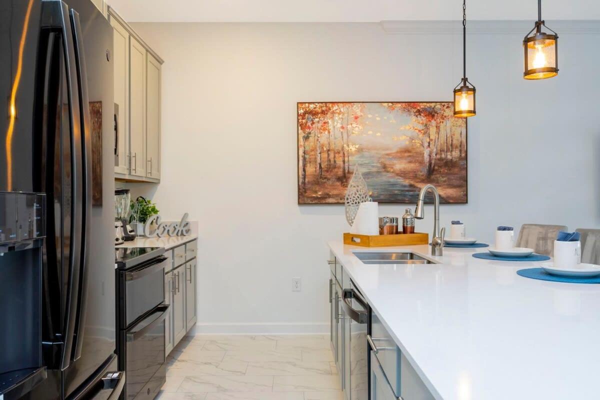 Splendid 4 Bd W/ Pool Close To @ Champions Gate 1006 Holiday home