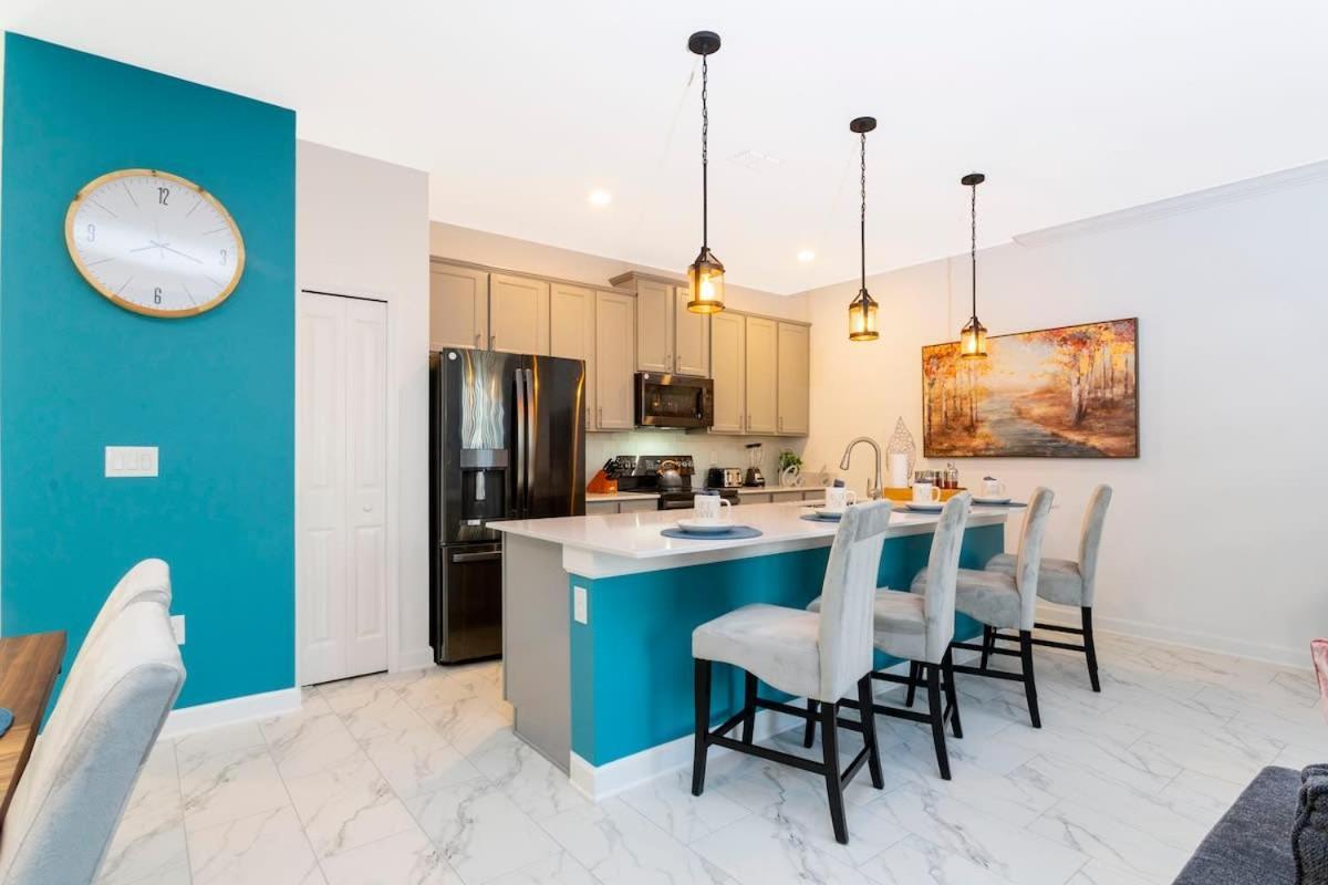 Splendid 4 Bd W/ Pool Close To @ Champions Gate 1006 Holiday home Kissimmee
