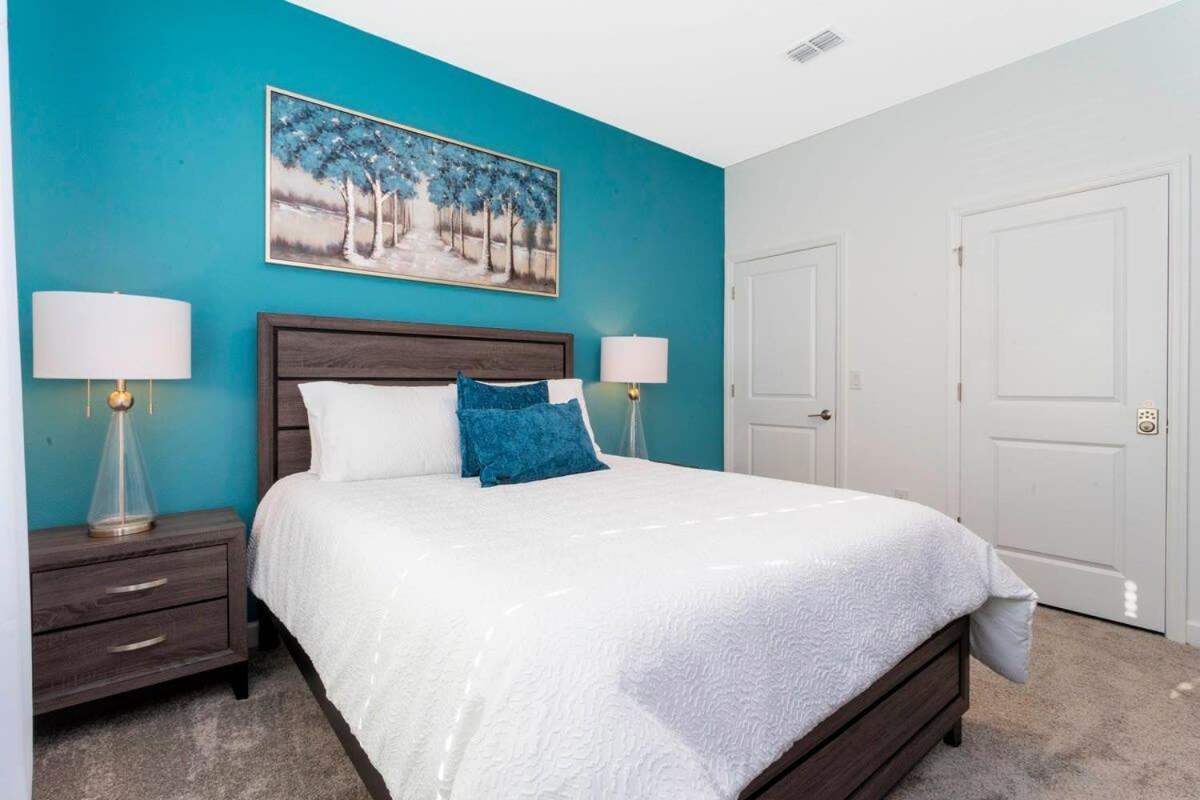 Splendid 4 Bd W/ Pool Close To @ Champions Gate 1006 * Kissimmee